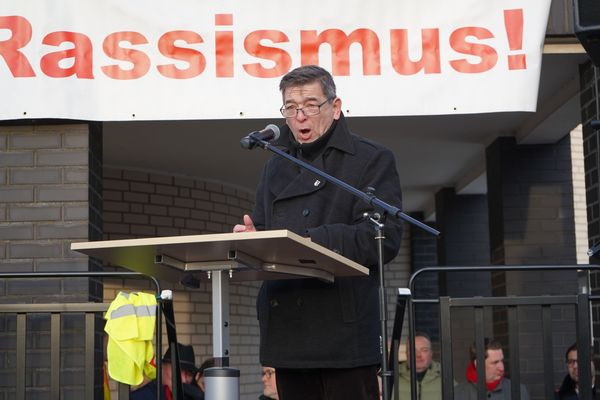 Bürgermeister Werner Arndt (SPD) machte in seiner Rede deutlich: "Marl hat keinen Platz für Rassismus!" Fotos: Stadt Marl / Pressestelle