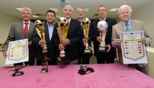 Fußball-Stars von morgen kicken in Marl