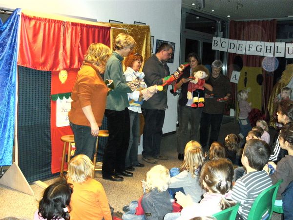 Puppentheater mit Lesepaten